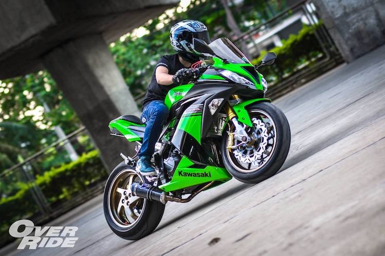 Sportbike Kawasaki Ninja 300 do superbike “sieu khung“-Hinh-6