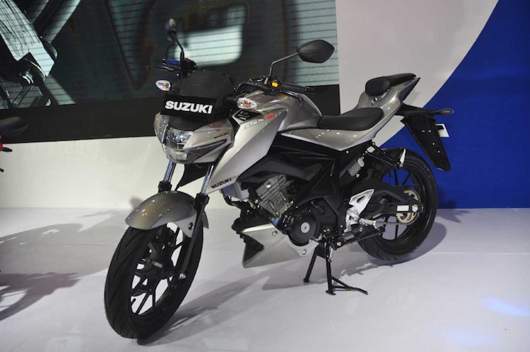 Suzuki GSX-S150 “chot gia” 40 trieu dau Yamaha TFX150