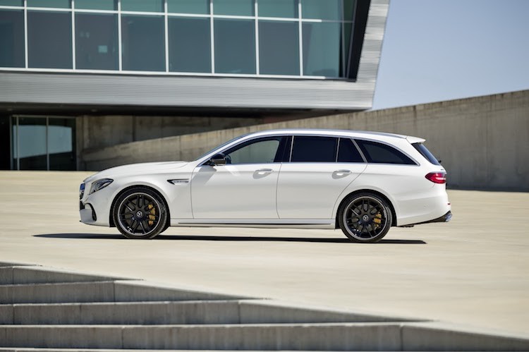 Can canh “sieu xe gia dinh” Mercedes-AMG E63 Wagon-Hinh-3