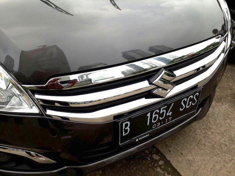 MPV 7 cho Suzuki Ertiga Diesel Hybrid “sieu re” gia 373 trieu-Hinh-2