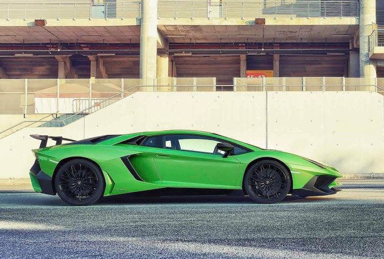 Sieu xe Lamborghini Aventador bi chay do loi thiet ke-Hinh-5