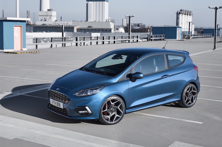 Ford Fiesta ST moi - manh hon, uong it xang hon