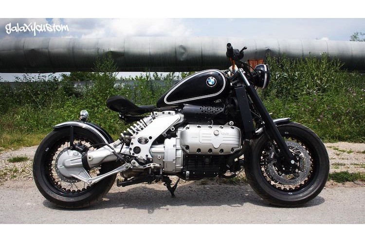 Ngam “gach bay” BMW K1200RS do bobber co dien-Hinh-8