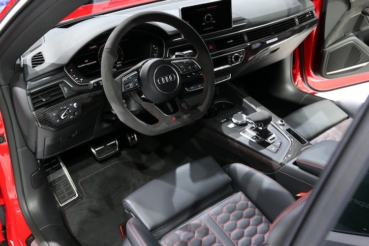 Audi RS5 dung may Porsche Panamera “chot gia” 1,84 ty-Hinh-5
