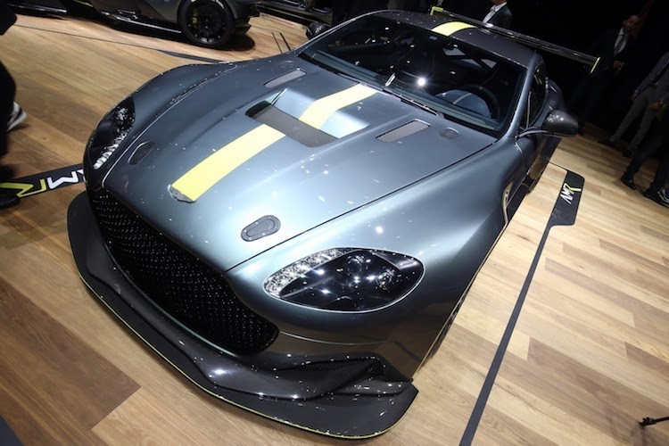 Aston Martin gay “choang” voi sieu xe dua Vantage AMR Pro-Hinh-5