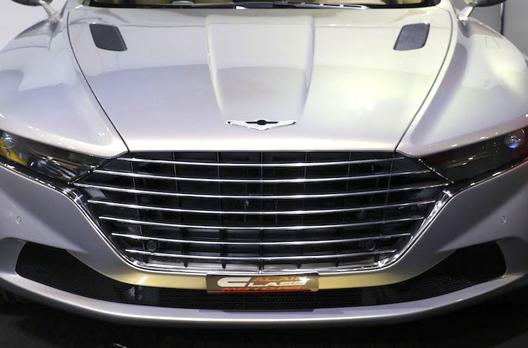 Sedan sieu sang Aston Martin 