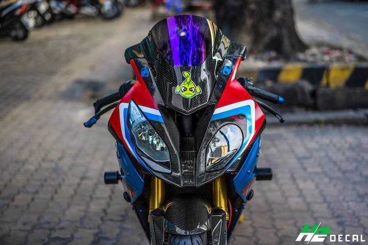 Sieu moto BMW S1000RR khoe 