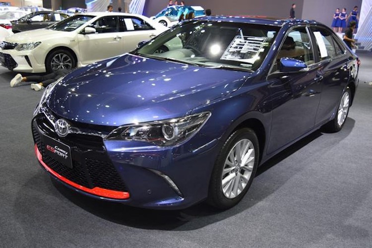 Toyota ra mat Camry ESport 2017 