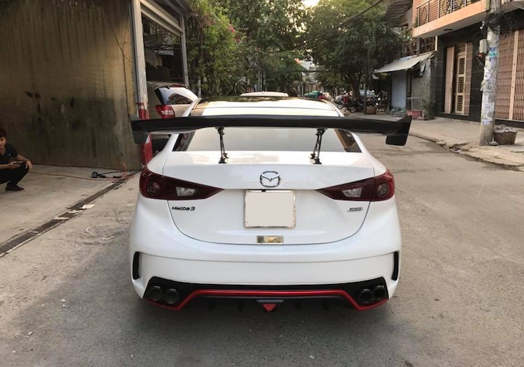 Tho Viet &quot;bien hinh&quot; Mazda3 gia re thanh sieu the thao-Hinh-6