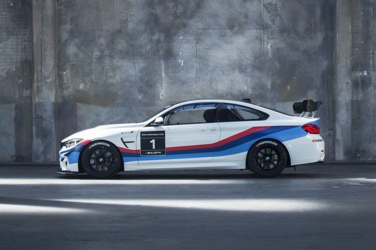 BMW ban xe dua M4 GT4 cho khach hang gia 4,3 ty-Hinh-7