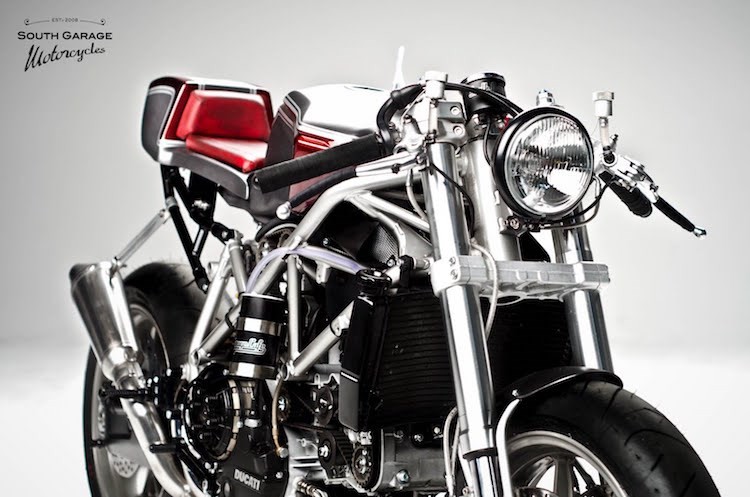 Sieu moto Ducati 749 “lot xac” cafe racer co dien-Hinh-2