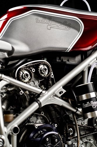 Sieu moto Ducati 749 “lot xac” cafe racer co dien-Hinh-5