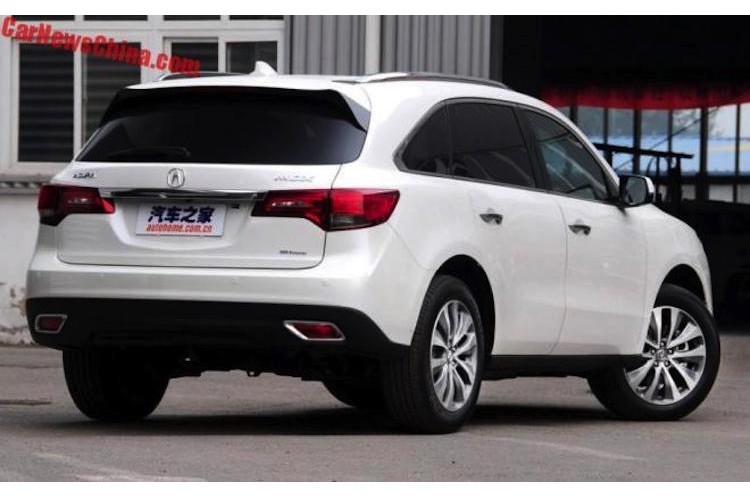 Xe sang Acura MDX &quot;nhai&quot; gia chi 263 trieu tai Trung Quoc-Hinh-4