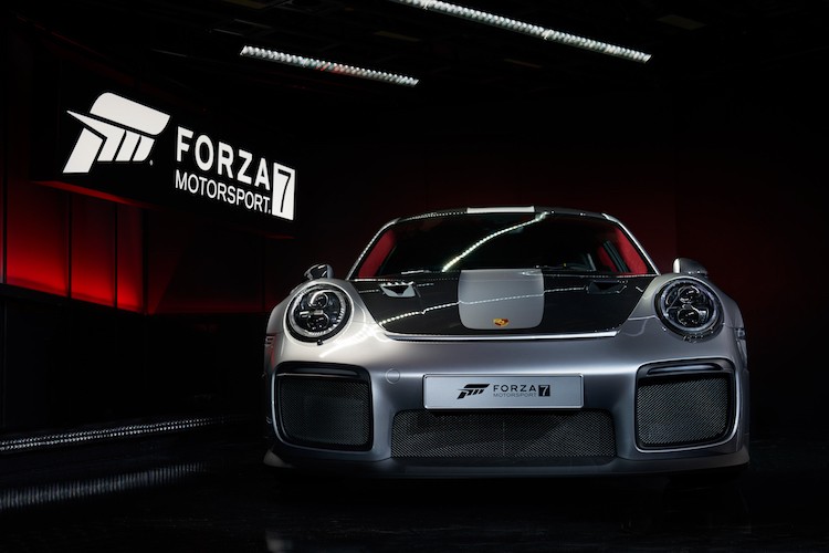 Sieu xe Porsche 911 GT2 RS 2018 “dai khung” lo dien-Hinh-6