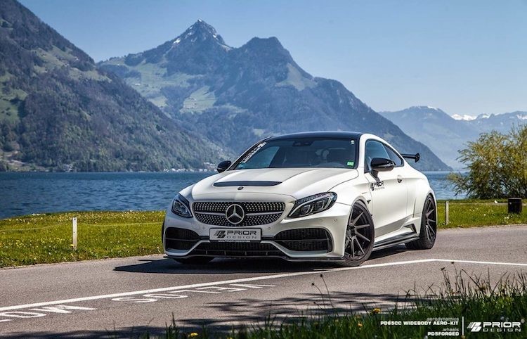 Mercedes-AMG C63 Coupe sieu khung voi widebody doc