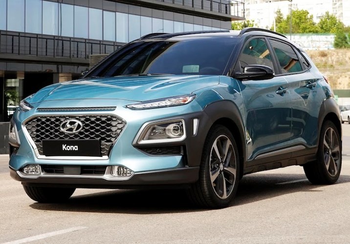 Bo doi xe gia re Hyundai Kona va Kia Stonic co gi?-Hinh-2