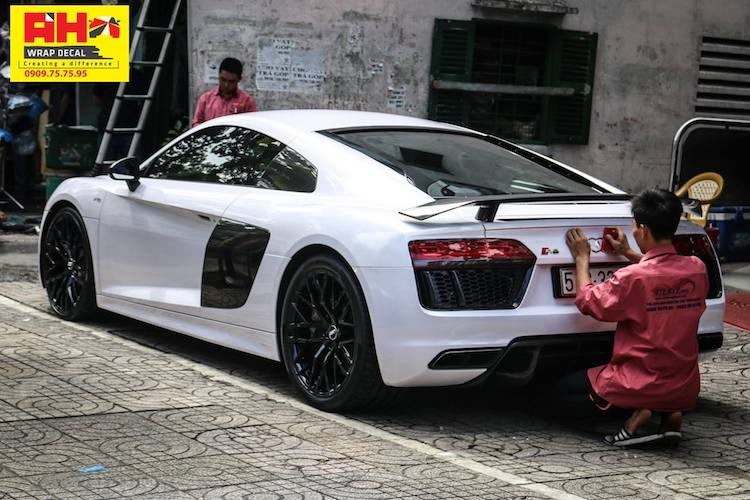 Audi R8 Plus gia 11,5 ty &quot;trang Ngoc Trinh&quot; tai Viet Nam-Hinh-4