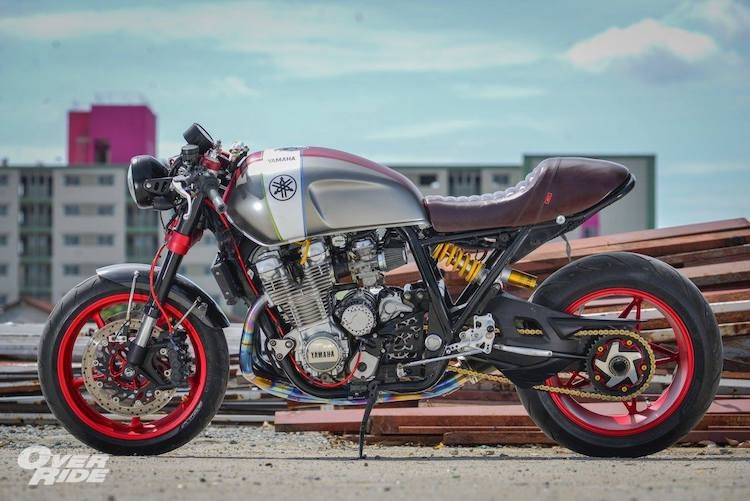 Moto Yamaha XJR1300 “lot xac” cafe racer sieu chat-Hinh-2