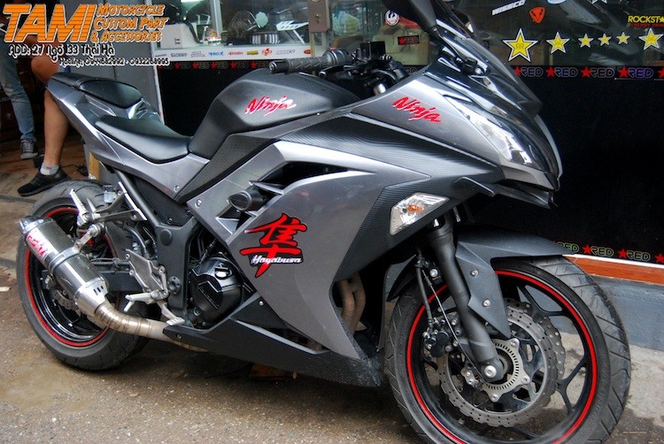 Kawasaki Ninja 300 do sieu moto ZX10R cua dan choi Viet