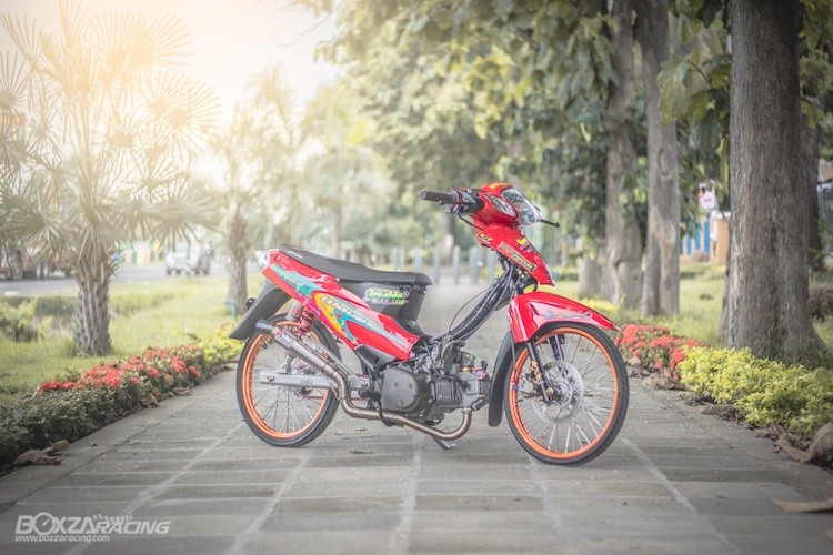 Honda Wave 125 do drag kieng, noi cong “sieu khung”