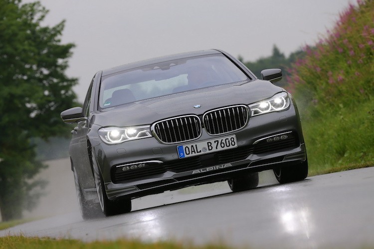 &quot;Soi&quot; xe BMW 7 Series nhanh nhat The gioi gia 3,45 ty-Hinh-2