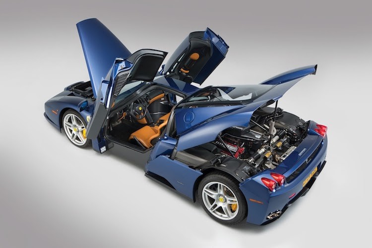 Sieu xe Ferrari Enzo mau xanh “hang thua” gia 45,4 ty-Hinh-8