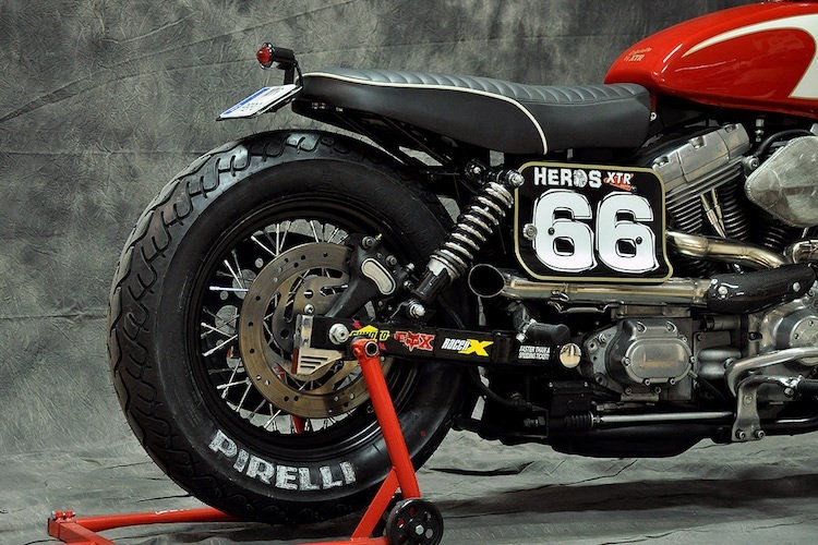 Harley-Davidson Dyna “lot xac” moto tracker duong pho-Hinh-8