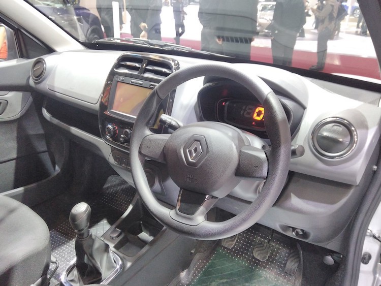 Oto Renault Kwid moi &quot;gia re giat minh&quot; chi 222 trieu-Hinh-4