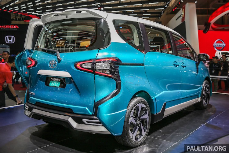 Toyota ra mat oto sieu re Sienta Ezzy “dau” Suzuki Ertiga-Hinh-5