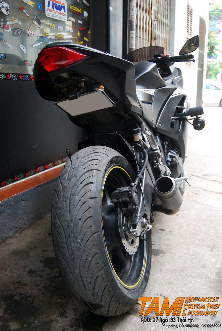 Moto Kawasaki Ninja 300 do &quot;chan dai&quot; Yamaha R6 tai Ha Noi-Hinh-4