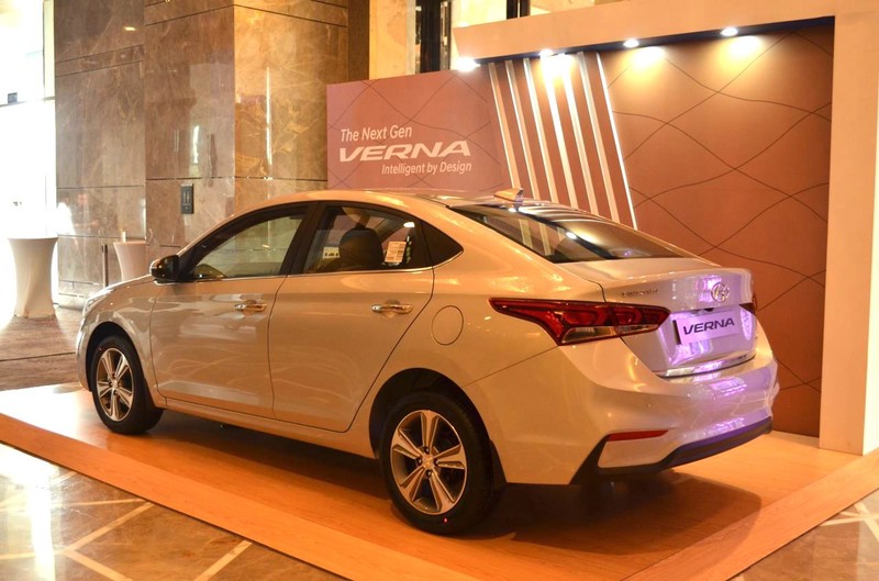 Sedan sieu re Hyundai Verna 2017 &quot;chot gia” 283 trieu dong-Hinh-9