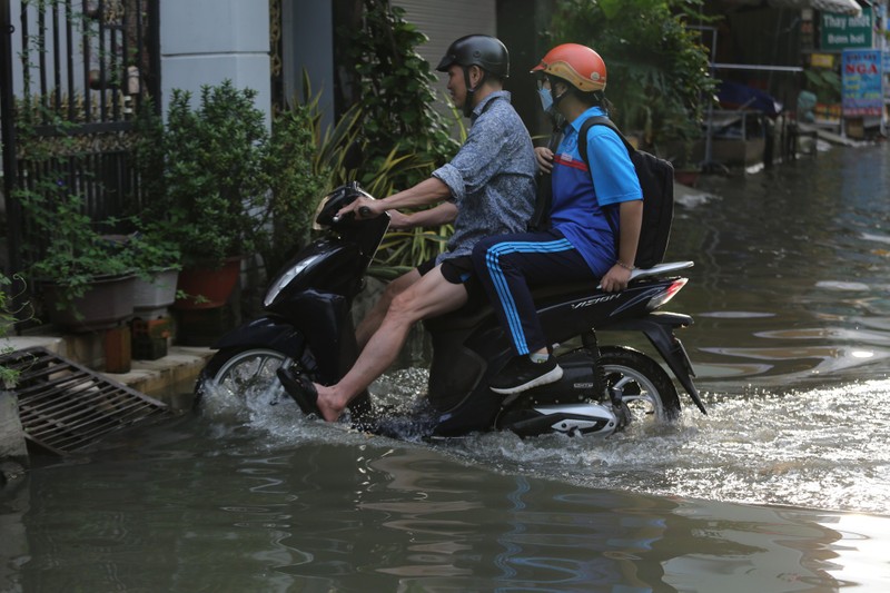 Nhieu khu dan cu o TPHCM tro thanh 