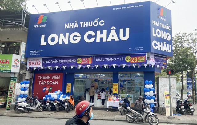 1000 nha thuoc FPT Long Chau chiem linh thi truong, nguon von tu dau?