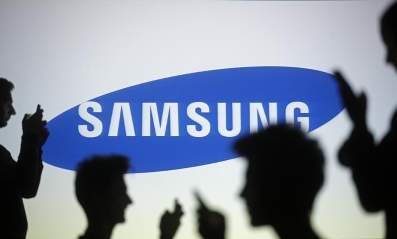 Loi nhuan Samsung Electronics giam ky luc trong vong 8 nam