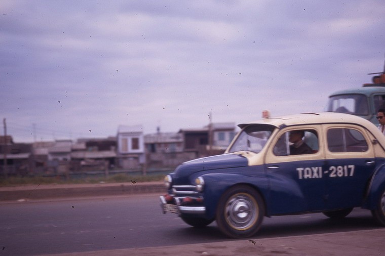 Buc tranh muon mau ve giao thong Sai Gon nam 1969-Hinh-3