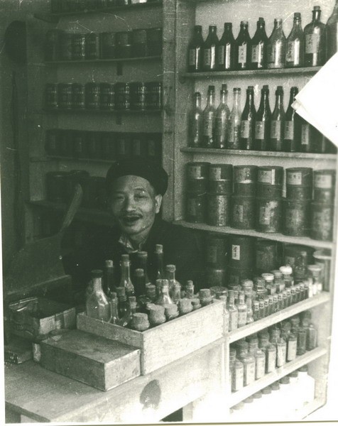 Doi song Ha Noi dau thap nien 1950 qua ong kinh nguoi Duc-Hinh-10