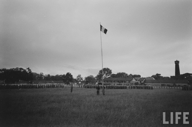 Anh doc: Linh Phap cuon co rut khoi Ha Noi 1954 the nao?