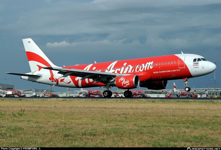 Diem lai hang loat su co gan day cua hang khong AirAsia hinh anh 7