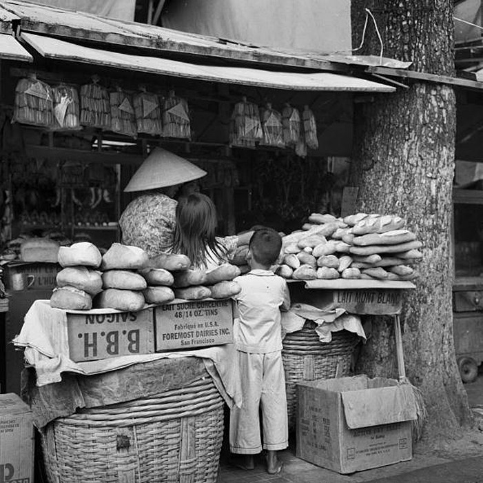 Sai Gon - Cho Lon nam 1962 trong anh cua Roger Viollet-Hinh-8