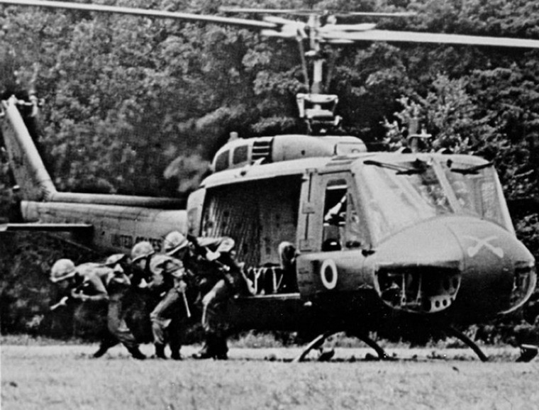 Anh hiém vè truc thang UH-1 trong chien tranh VN (3)-Hinh-4