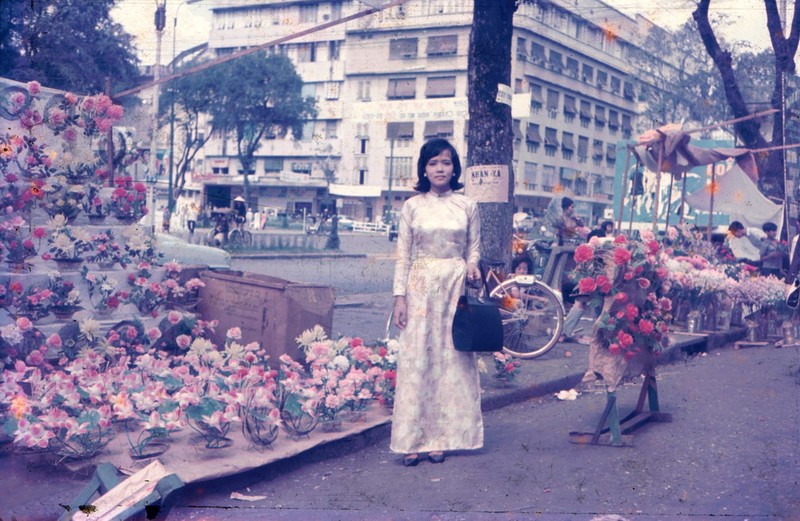 Anh doc ve cho hoa Tet 1967 o Sai Gon-Hinh-6