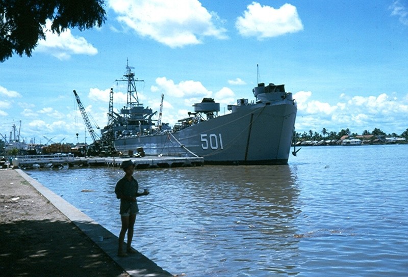 Sai Gon nam 1965 trong anh cua Robert Gauthier (2)-Hinh-5