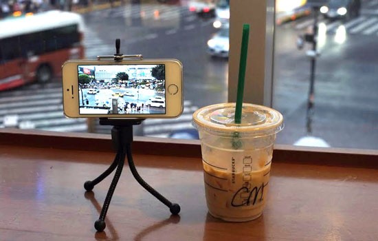 Smartphone dang huy diet nghe kinh doanh quan cafe o Viet Nam?