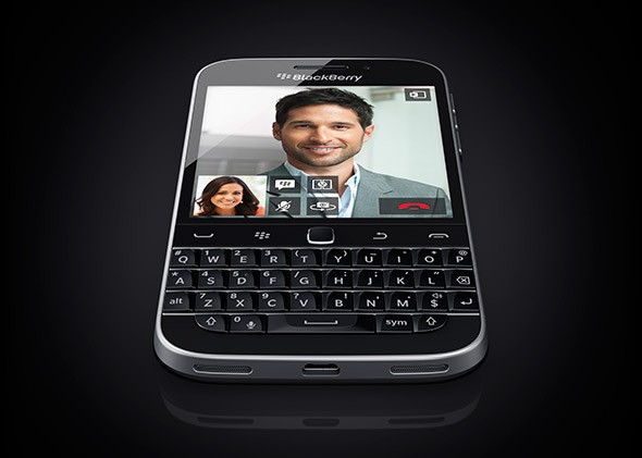 Gio nay con ai dung smartphone cua BlackBerry nua?