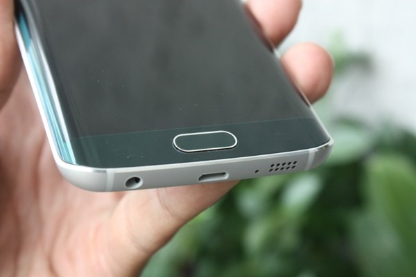 Loat anh Samsung S6 Edge xanh ngoc luc bao tai Viet Nam-Hinh-8