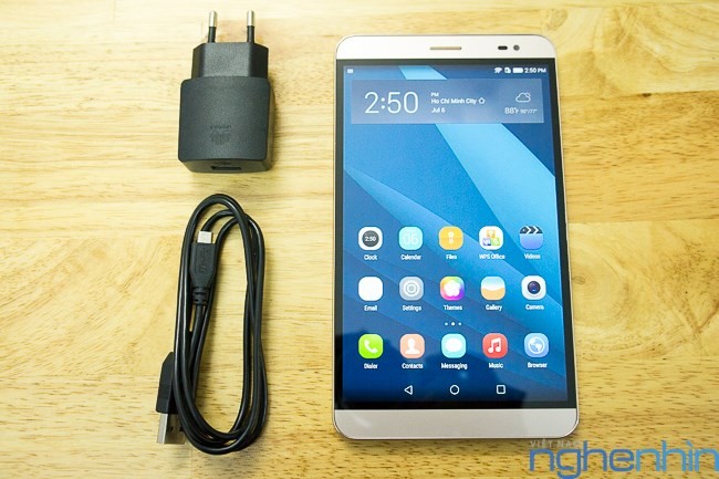 Anh thuc te phablet Huawei P8 max sieu mong sieu bu