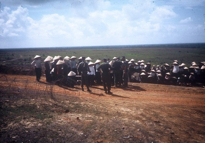 Anh hiem ve Quang Tri nam 1967 cua Therese Cline-Hinh-15