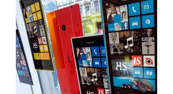 Microsoft da gap dai tham hoa vi mua lai Nokia