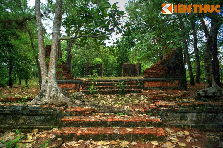 Kham pha chon cam cung cua my nu thoi vua Minh Mang-Hinh-8