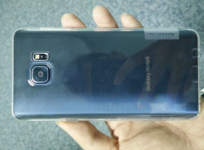 Lai lo anh 'nong' cua dien thoai Galaxy Note 5-Hinh-2